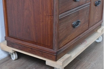 和製ヴィンテージ　力峯作　総紫檀(シタン)材　内部(桐材)　引き出し8杯付きで収納力も抜群の飾り棚　定価推定約60万円　(R-087028)