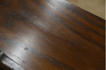 イギリスアンティーク　希少サイズ!!　オーク材　繊細な彫刻が目を引くブックシェルフ　(R-087029)