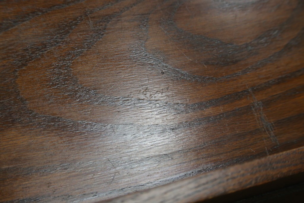 イギリスアンティーク　希少サイズ!!　オーク材　繊細な彫刻が目を引くブックシェルフ　(R-087029)