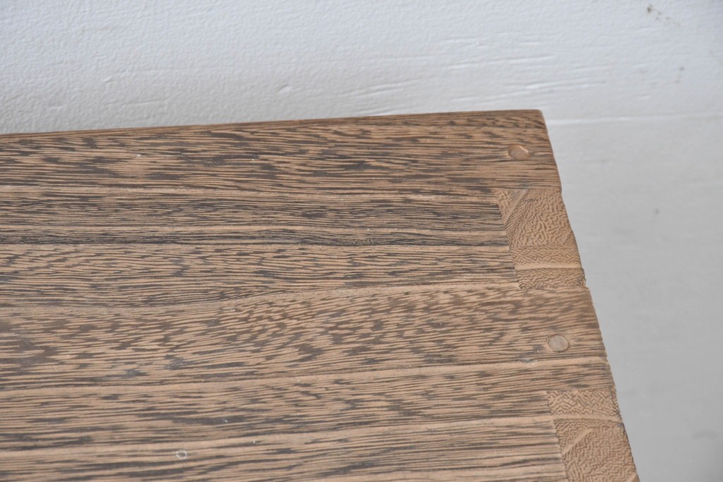 中古　桐匠　柏政衛作　総桐材　重厚な金具が目を引く加茂総桐箪笥　定価推定約60万円から70万円　(R-087030)