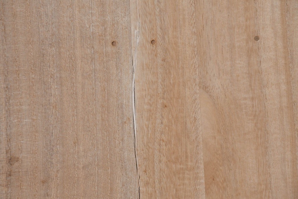 中古　桐匠　柏政衛作　総桐材　重厚な金具が目を引く加茂総桐箪笥　定価推定約60万円から70万円　(R-087030)