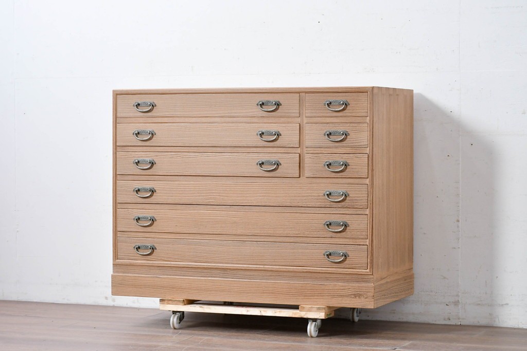 中古　美品　さが美　端正な佇まいの加茂総桐箪笥　定価約65万円　(R-087031)