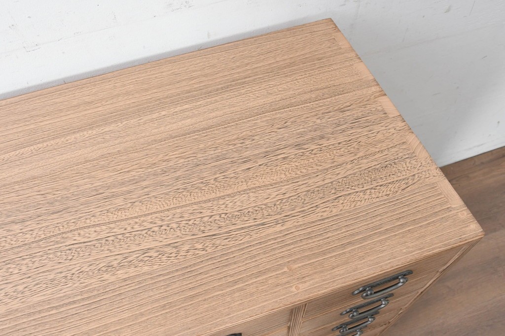 中古　美品　さが美　端正な佇まいの加茂総桐箪笥　定価約65万円　(R-087031)