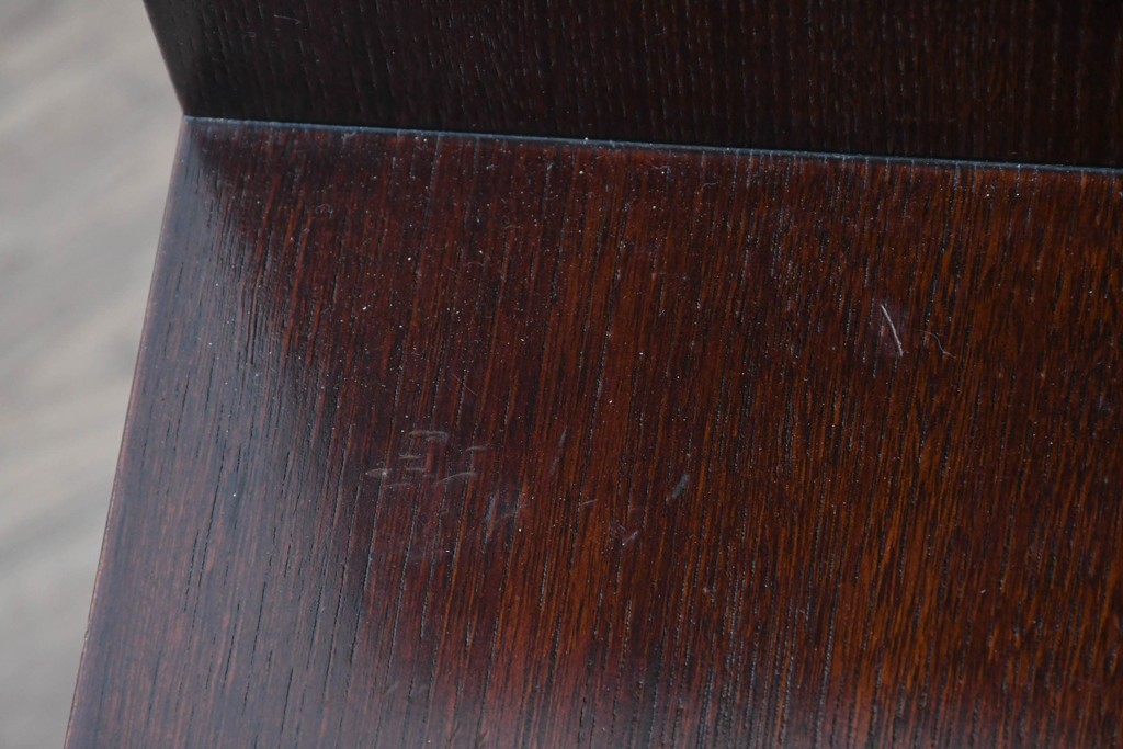 中古　美品　駿河随一　重厚な金具が映える階段箪笥　定価約48万円　(R-087032)