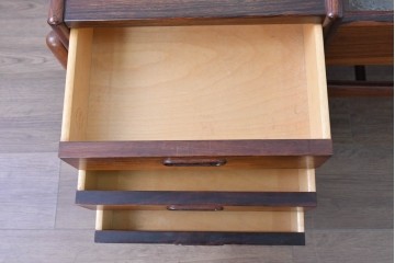 デンマークヴィンテージ　Arne Wahl Iversen(アルネ・ウォール・イヴァーセン)　ローズウッド材　遊び心あるデザインのプランターチェスト　(R-087033)