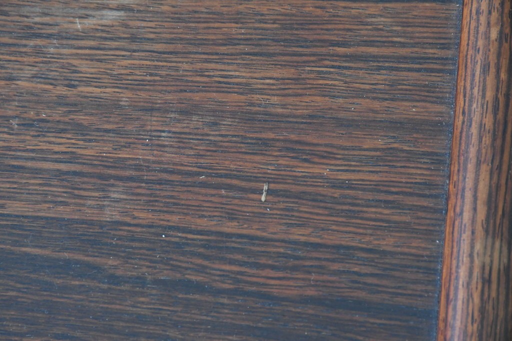 デンマークヴィンテージ　Arne Wahl Iversen(アルネ・ウォール・イヴァーセン)　ローズウッド材　遊び心あるデザインのプランターチェスト　(R-087033)