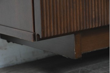 中古　美品　a.flat(エーフラット)　アジアンモダン　縦リブデザインが印象的なテレビボード　(R-087034)