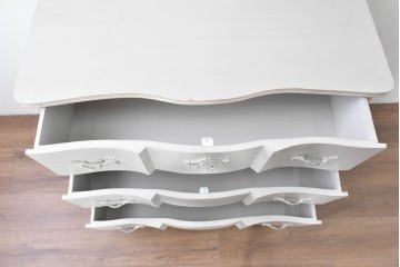 中古　美品　サラグレース(Sarah Grace)取り扱い　BLANC D'IVOIRE(ブランディボワール)　フレンチクラシックのチェスト　定価約22万円　(R-087036)