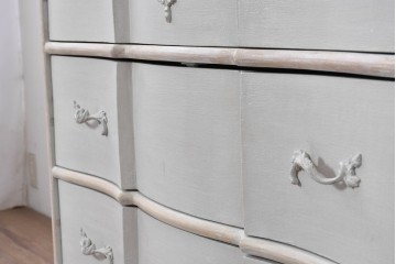 中古　美品　サラグレース(Sarah Grace)取り扱い　BLANC D'IVOIRE(ブランディボワール)　フレンチクラシックのチェスト　定価約22万円　(R-087036)