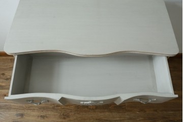 中古　美品　サラグレース(Sarah Grace)取り扱い　BLANC D'IVOIRE(ブランディボワール)　フレンチクラシックのチェスト　定価約22万円　(R-087036)