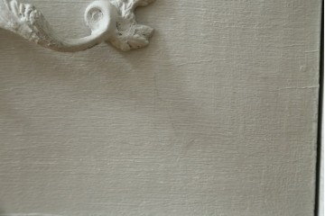 中古　美品　サラグレース(Sarah Grace)取り扱い　BLANC D'IVOIRE(ブランディボワール)　フレンチクラシックのチェスト　定価約22万円　(R-087036)