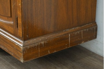 中古　DREXEL HERITAGE JAPAN(ドレクセルヘリテイジジャパン)　Triune(トライユン)　マホガニー材　クラシカルなサイドボード　(R-087038)