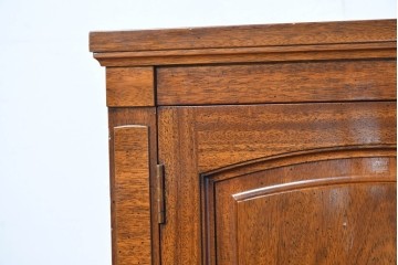 中古　DREXEL HERITAGE JAPAN(ドレクセルヘリテイジジャパン)　Triune(トライユン)　マホガニー材　クラシカルなサイドボード　(R-087038)