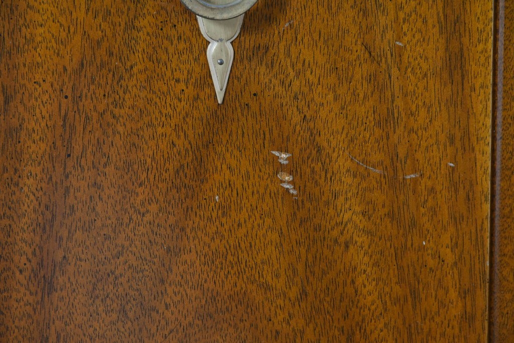 中古　DREXEL HERITAGE JAPAN(ドレクセルヘリテイジジャパン)　Triune(トライユン)　マホガニー材　クラシカルなサイドボード　(R-087038)