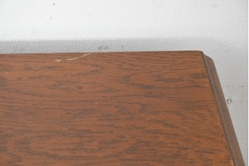 中古　美品　横浜クラシック家具 ダニエル(Daniel)　特注モデル　オーク材　収納力たっぷりのチェスト　(R-087039)