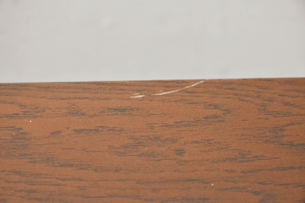 中古　美品　横浜クラシック家具 ダニエル(Daniel)　特注モデル　オーク材　収納力たっぷりのチェスト　(R-087039)