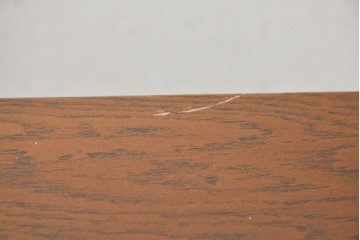 中古　美品　横浜クラシック家具 ダニエル(Daniel)　特注モデル　オーク材　収納力たっぷりのチェスト　(R-087039)