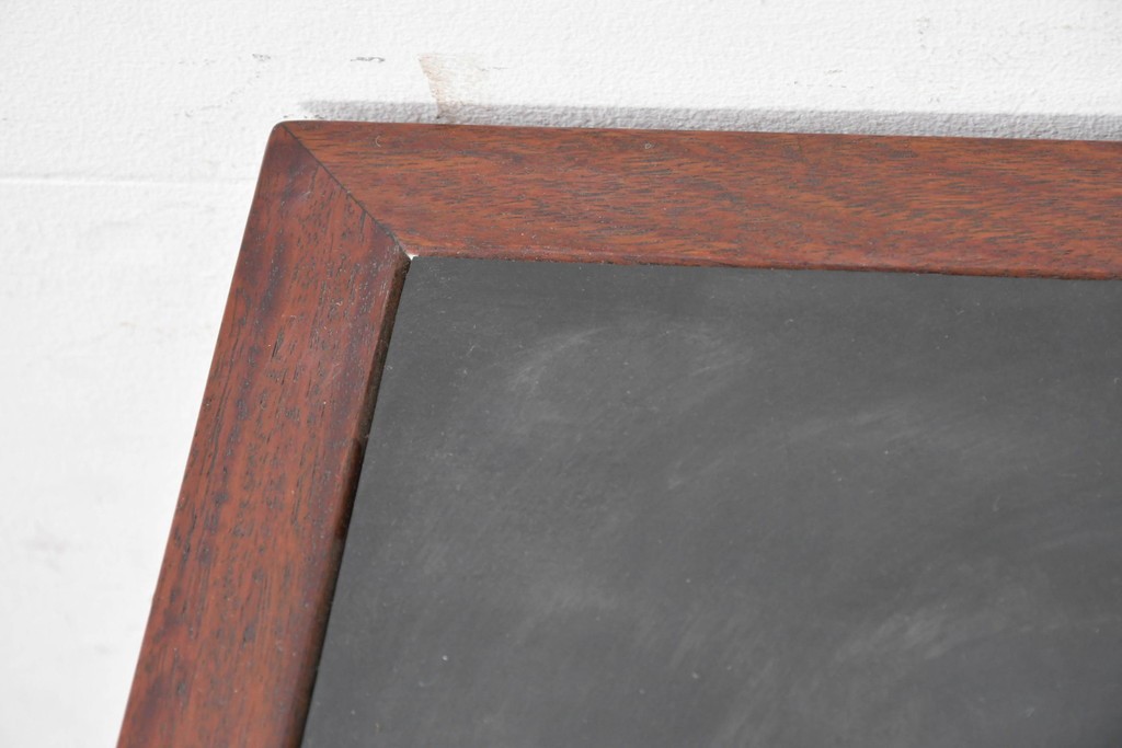 中古　高級品　伊勢丹デパート取り扱い品　指物工芸家具　花梨(カリン)材　職人手作りの小ぶりな茶箪笥　定価約36万円　(R-087040)