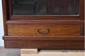 中古　高級品　伊勢丹デパート取り扱い品　指物工芸家具　花梨(カリン)材　職人手作りの小ぶりな茶箪笥　定価約36万円　(R-087040)