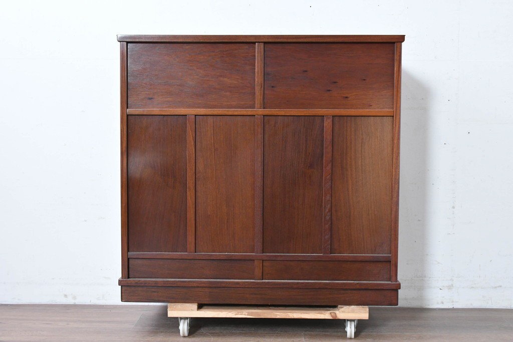 中古　高級品　伊勢丹デパート取り扱い品　指物工芸家具　花梨(カリン)材　職人手作りの小ぶりな茶箪笥　定価約36万円　(R-087040)