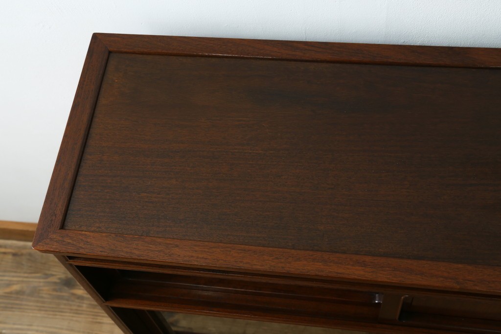 中古　高級品　伊勢丹デパート取り扱い品　指物工芸家具　花梨(カリン)材　職人手作りの小ぶりな茶箪笥　定価約36万円　(R-087040)