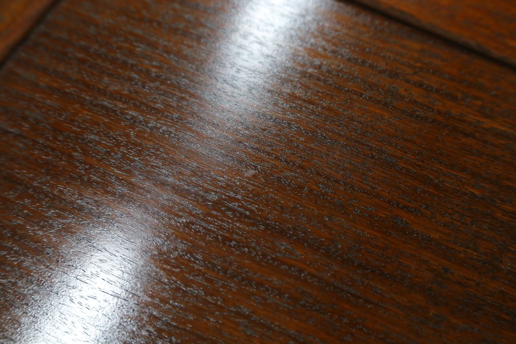 中古　高級品　伊勢丹デパート取り扱い品　指物工芸家具　花梨(カリン)材　職人手作りの小ぶりな茶箪笥　定価約36万円　(R-087040)