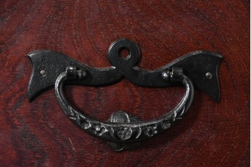 中古　美品　特注モデル　岩谷堂箪笥　重厚感あふれる引き出し13杯の整理箪笥　(R-087041)