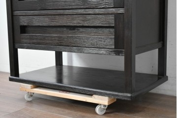 中古　美品　高級品　国産工芸家具　現代和具　NOBUYA MATSUOKA　松岡漆工　浮造り加工の和モダンなチェスト　定価約48万円　(R-087042)