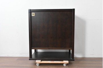 中古　美品　高級品　国産工芸家具　現代和具　NOBUYA MATSUOKA　松岡漆工　浮造り加工の和モダンなチェスト　定価約48万円　(R-087042)