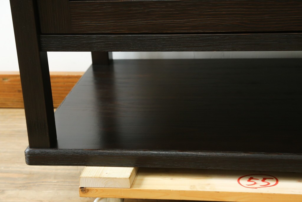 中古　美品　高級品　国産工芸家具　現代和具　NOBUYA MATSUOKA　松岡漆工　浮造り加工の和モダンなチェスト　定価約48万円　(R-087042)