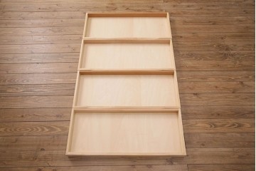 《天板・台輪取り付け加工費込み》中古　伝統工芸　軽井沢彫り　竹彫刻が印象的な着物箪笥　(R-087045)