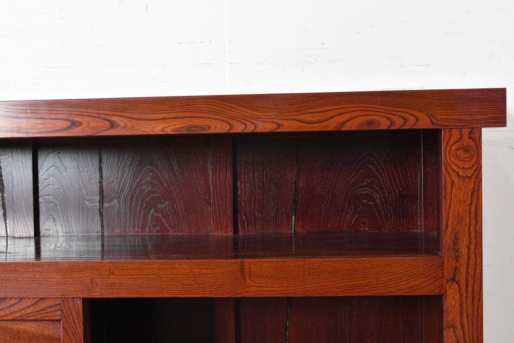 和製ヴィンテージ　最高級!!　国産職人手作り工芸家具　総欅(ケヤキ)材　前板玉杢が美しい総漆塗りの二段重ね水屋箪笥　製作費推定350万円以上　(R-087047)