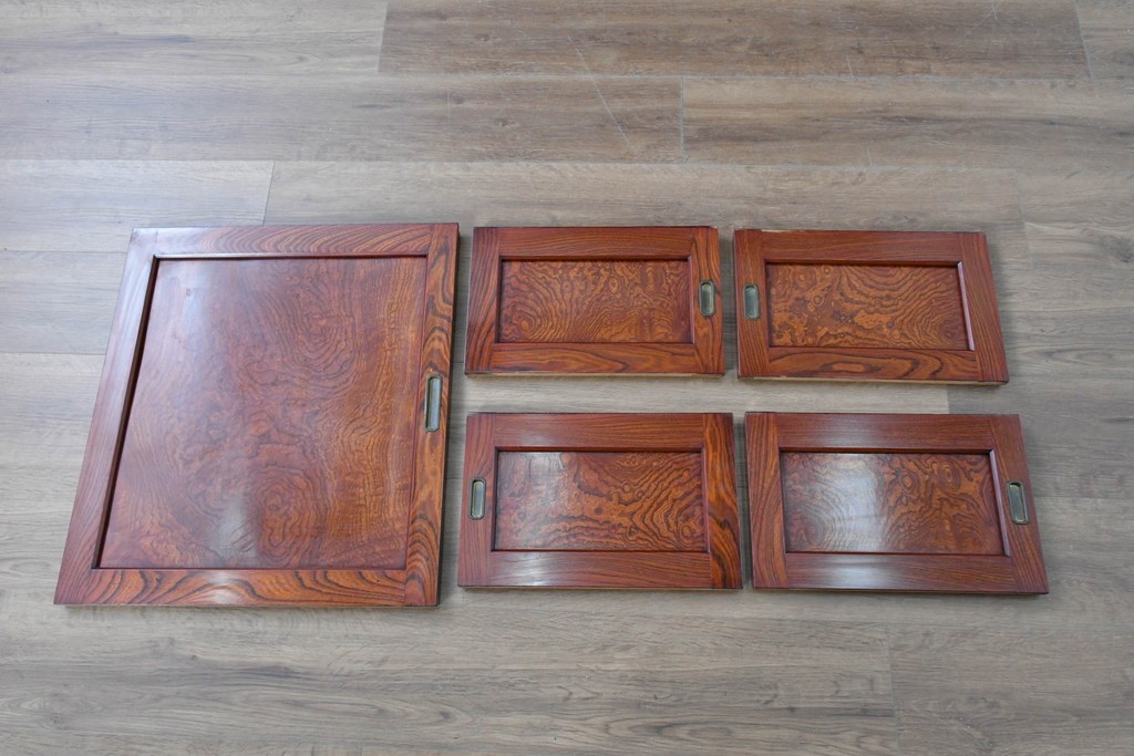 和製ヴィンテージ　最高級!!　国産職人手作り工芸家具　総欅(ケヤキ)材　前板玉杢が美しい総漆塗りの二段重ね水屋箪笥　製作費推定350万円以上　(R-087047)