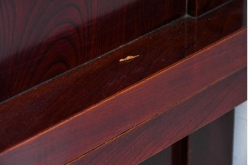 和製ヴィンテージ　最高級!!　国産職人手作り工芸家具　総欅(ケヤキ)材　前板玉杢が美しい総漆塗りの二段重ね水屋箪笥　製作費推定350万円以上　(R-087047)