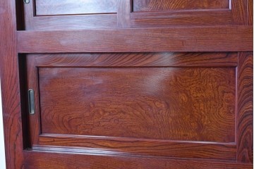 和製ヴィンテージ　最高級!!　国産職人手作り工芸家具　総欅(ケヤキ)材　前板玉杢が美しい総漆塗りの二段重ね水屋箪笥　製作費推定350万円以上　(R-087047)