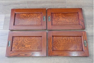 和製ヴィンテージ　最高級!!　国産職人手作り工芸家具　総欅(ケヤキ)材　前板玉杢が美しい総漆塗りの水屋箪笥サイドボード　(R-087048)