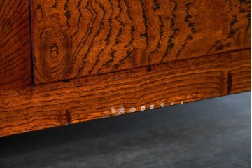 和製ヴィンテージ　最高級!!　国産職人手作り工芸家具　総欅(ケヤキ)材　前板玉杢が美しい総漆塗りの水屋箪笥サイドボード　(R-087048)