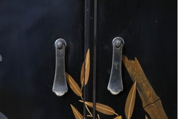 和製ヴィンテージ　作家物　在銘　輪島塗の気品漂う茶棚　定価約250万円　(R-087051)