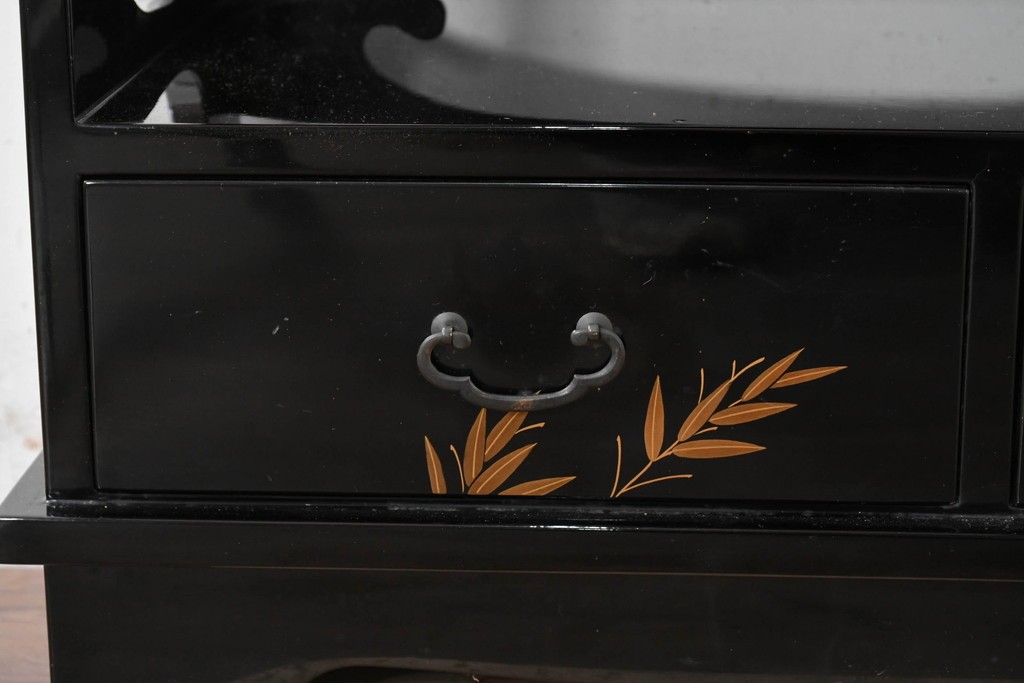 和製ヴィンテージ　作家物　在銘　輪島塗の気品漂う茶棚　定価約250万円　(R-087051)