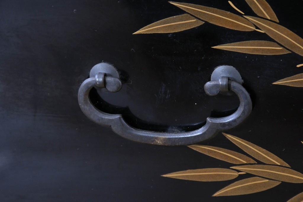 和製ヴィンテージ　作家物　在銘　輪島塗の気品漂う茶棚　定価約250万円　(R-087051)