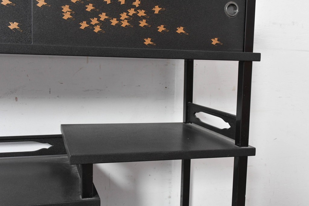 和製ヴィンテージ　在銘　輪島塗　群れ飛ぶ千鳥と波模様の茶棚　定価約240万円　(R-087052)