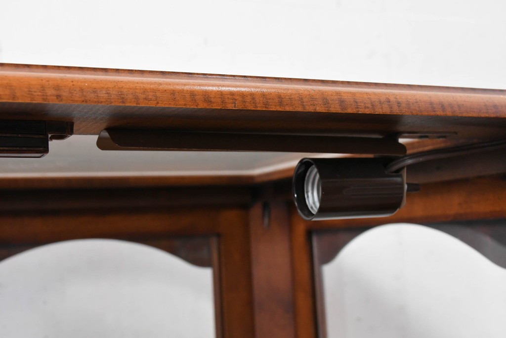 アメリカヴィンテージ　美品　上品でクラシカルなキュリオケース　(R-087053)