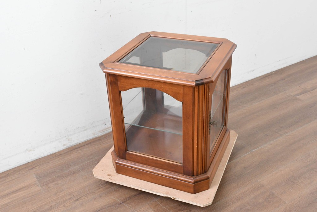 アメリカヴィンテージ　美品　上品でクラシカルなキュリオケース　(R-087053)