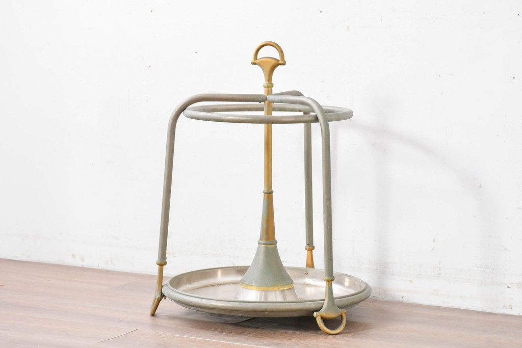 【簡易リペア限定品】　イタリアヴィンテージ　激レア希少!!　オールドGUCCI(グッチ)　ホースビットモチーフが印象的なメタリックアンブレラスタンド　(R-087054)