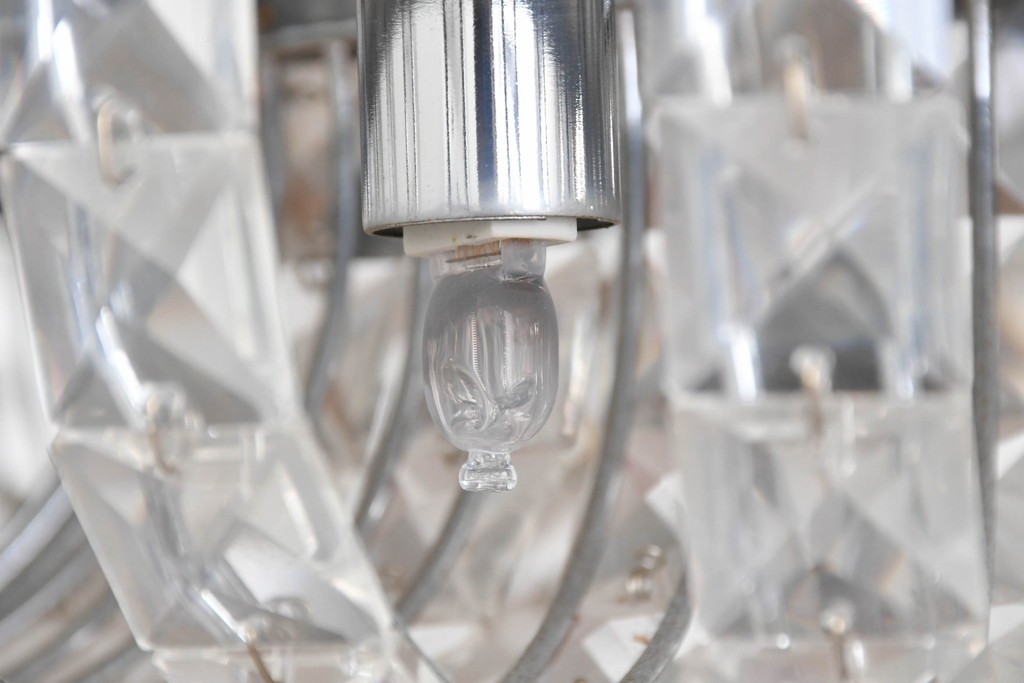 中古　yamagiwa(ヤマギワ)　RILLIA(リリア)　G1524　きらびやかなクリスタルガラスのシャンデリア　定価約21万円　(R-087055)