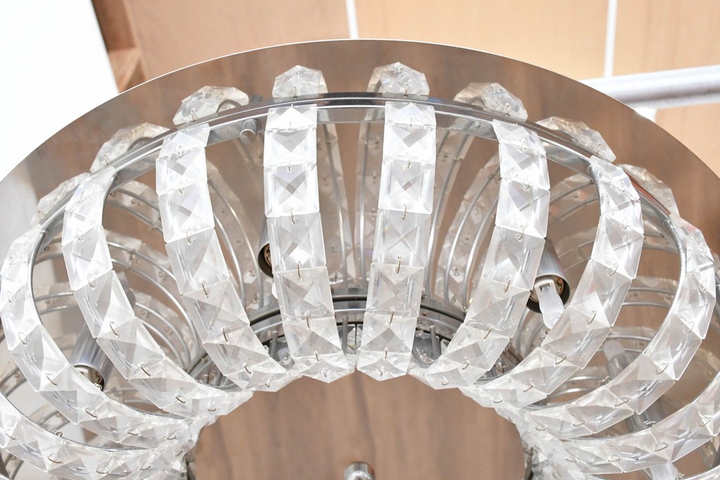 中古　yamagiwa(ヤマギワ)　RILLIA(リリア)　G1524　きらびやかなクリスタルガラスのシャンデリア　定価約21万円　(R-087055)