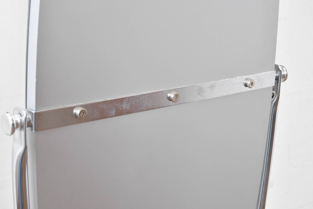 オールドアスプルンド(ASPLUND)　希少な絶版品　Arrow(アロー)　オーバルデザインのスタンドミラー　(R-087058)