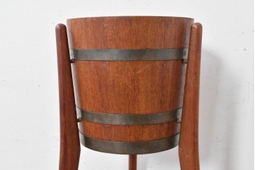 デンマークヴィンテージ　チーク材　すらりとした三本脚のフラワースタンド　(R-087059)