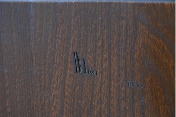 和製アンティーク　明治大正期　高級品　象嵌細工(花・蝶・笹・鳥の図)が美しい飾り棚　(R-087061)