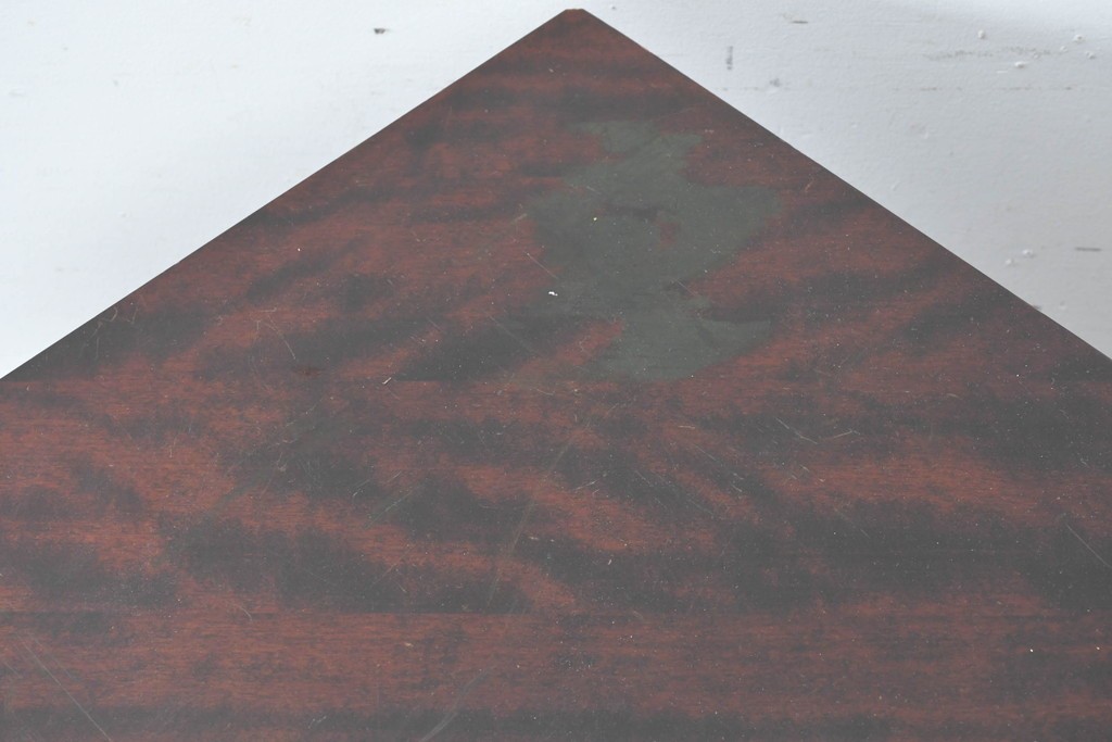 中古　北海道民芸家具　重厚感のある佇まいのコーナーデスク　(R-087062)